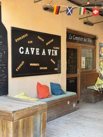 Les Cistes Bed & Breakfast Mallemort Exterior photo